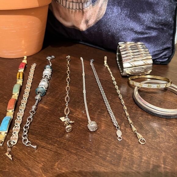 HUGE WOMENS BRACELET BUNDLE LOT 12 - Picture 2 of 5